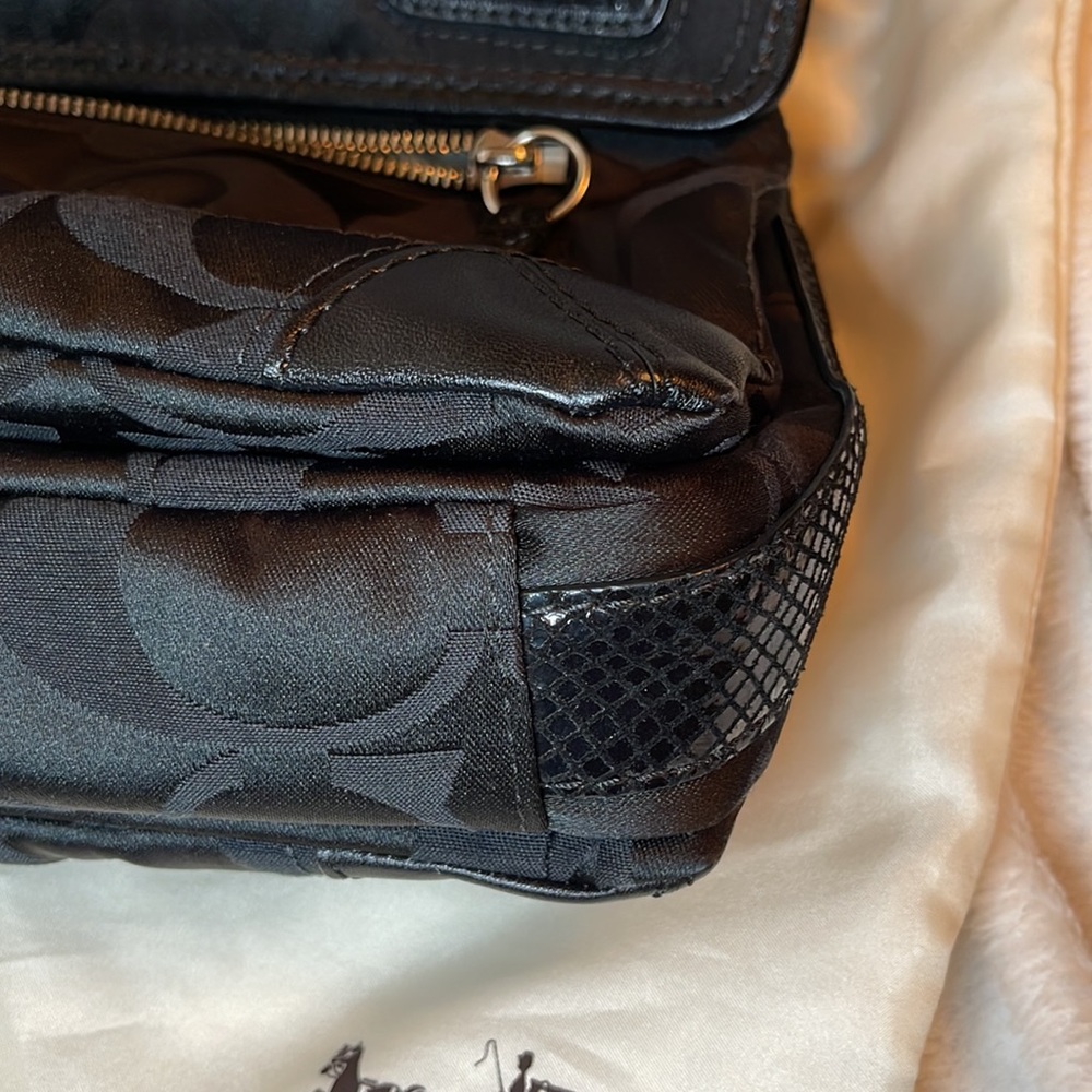 Authentic Coach Handbag - Picture 7 of 12
